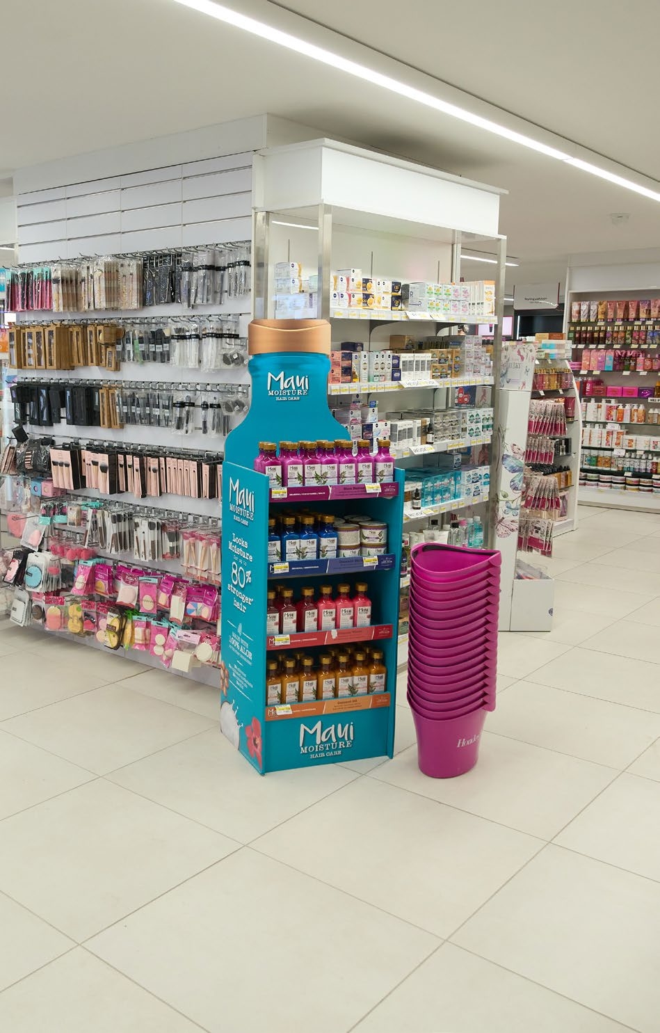 Hondos center picture